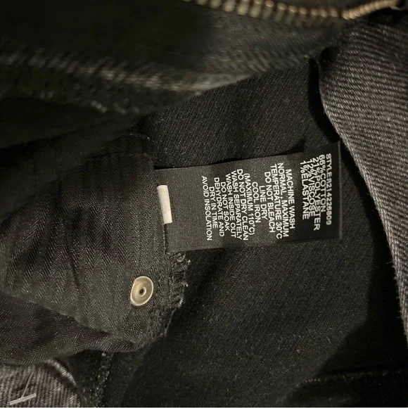 High Stretch Mid-Rise Barrel Jeas Fashion Black Animation Graphics Sz 28 - Picture 9 of 15